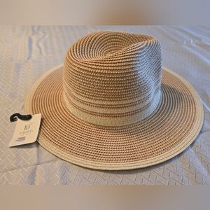 Fadivo New York  hat with natural  and white beige band